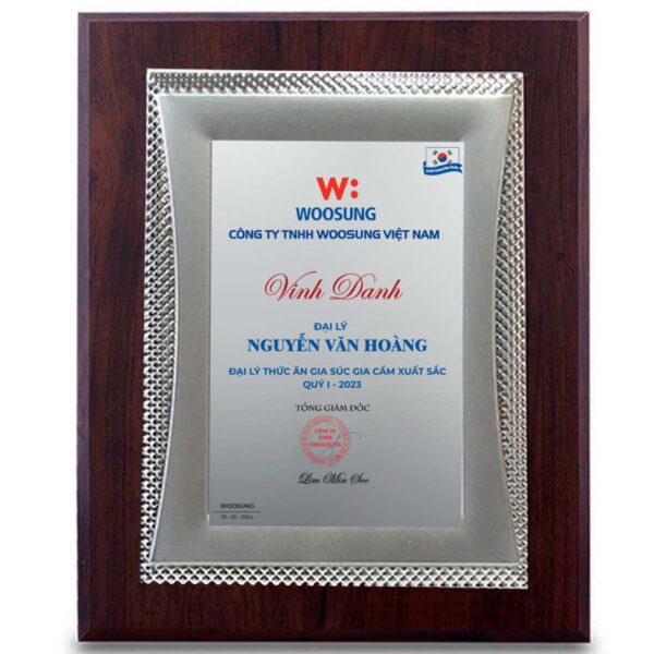 Quà tặng vinh danh đối tác