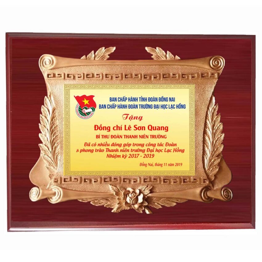 Bảng tôn vinh Bí thư Đoàn trường