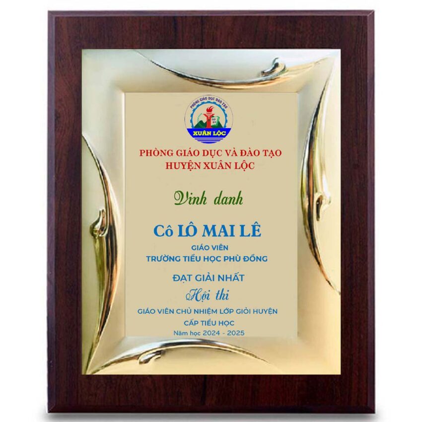 Bảng vinh danh hội thi ở trường học