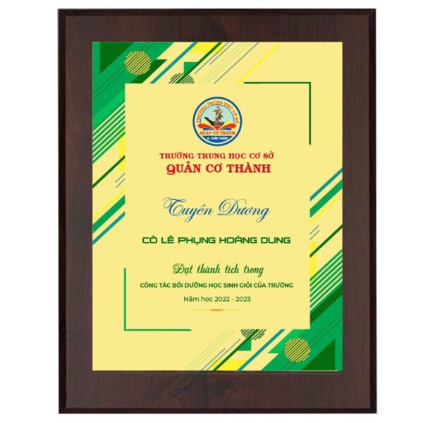 Kỷ niệm chương tặng giáo viên dạy giỏi