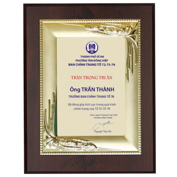 Kỷ niệm chương vinh danh tri ân