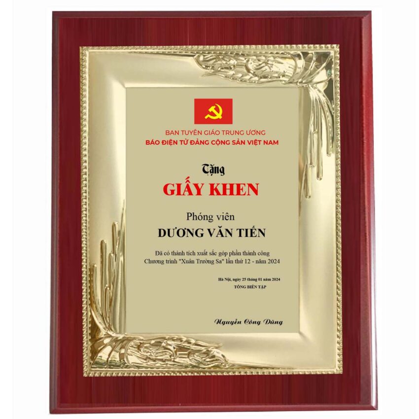 Bảng vinh danh tri ân công tác